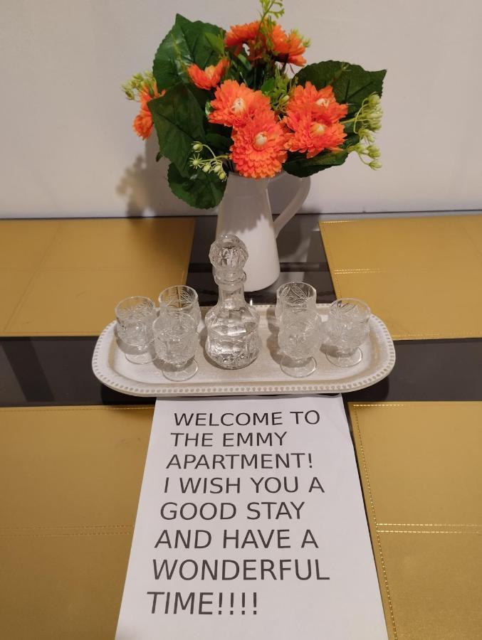 Emmy Apartment Ханя Екстериор снимка